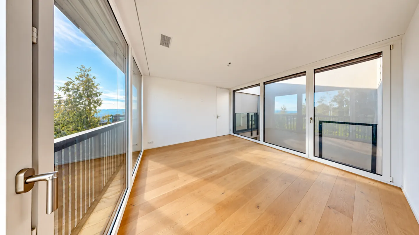 Sun from early to late! Your new home with a panorama - Photo 13 of 13