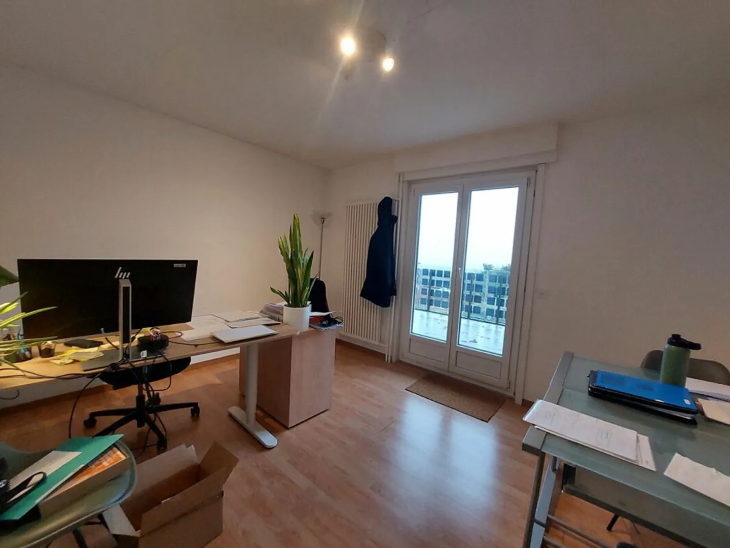 Maison comprenant deux appartements indépendants ainsi que des bureaux - Photo 9 of 13