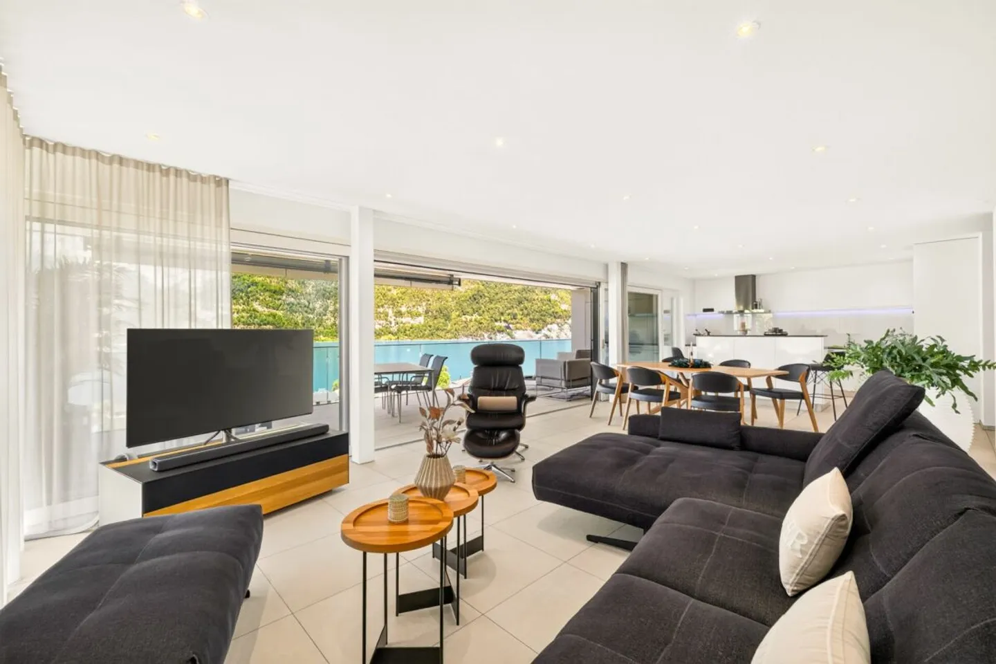 Modernes Apartment mit Seeblick - Foto 8 von 13