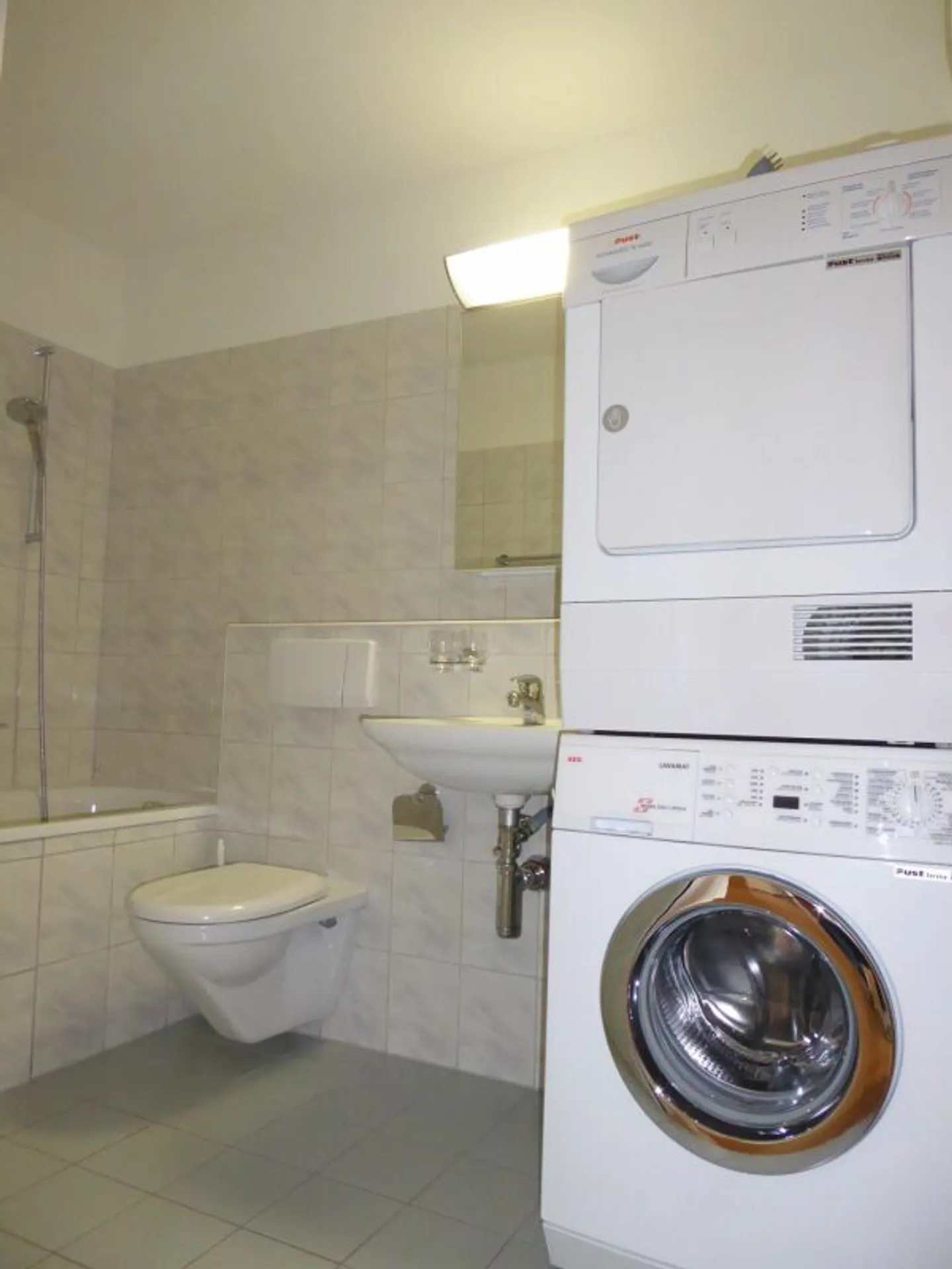 Attractive living in a quiet and central location - Photo 10 of 13