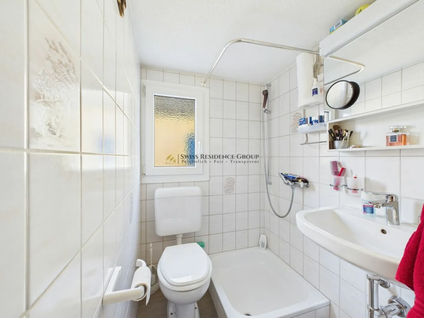 Wohnen &amp; Arbeiten vereint - Einfamilienhaus mit 60 m² Geschäftsanbau - Foto 9 von 13