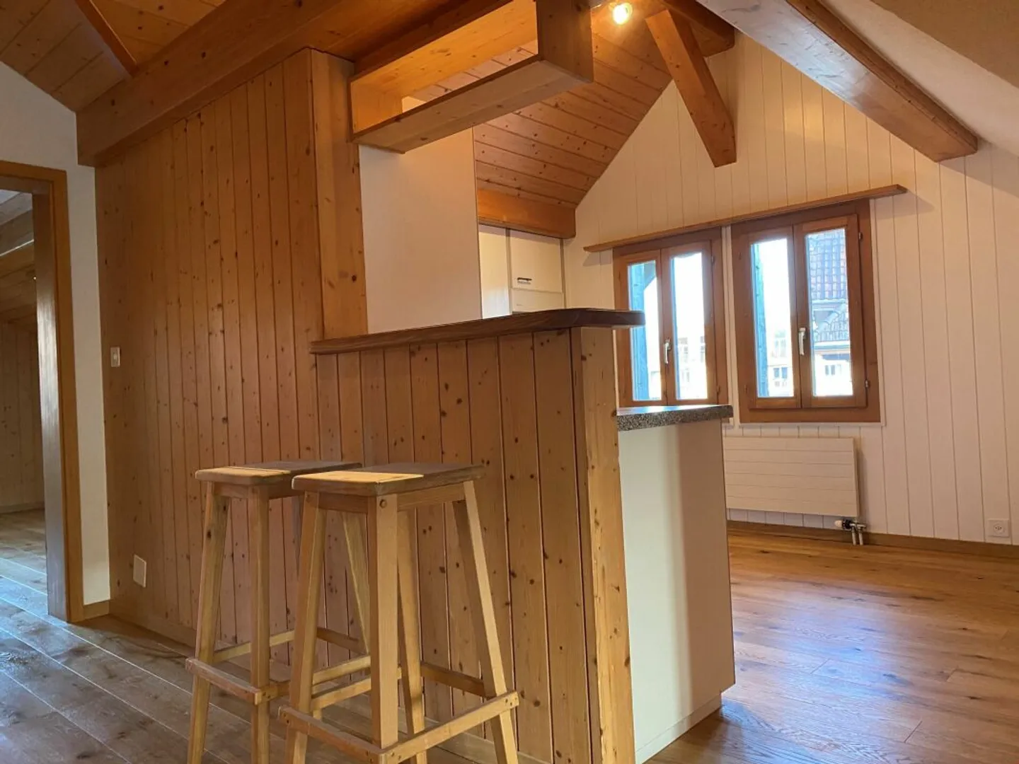 Grosszügige Dachwohnung im 3-Familienhaus - Foto 5 von 7