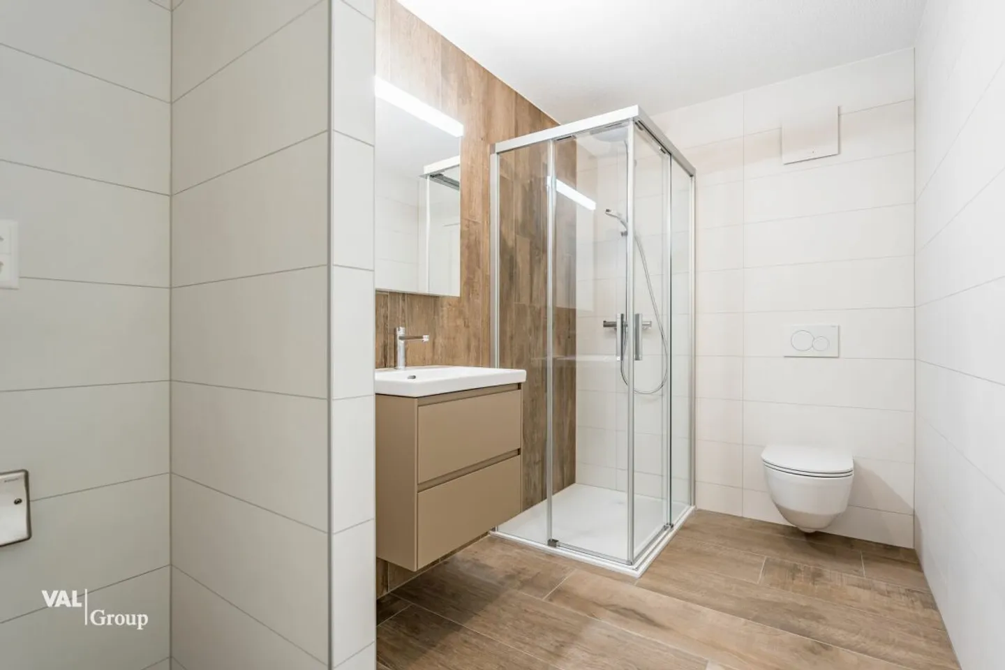 Ein modernes Lebensgefühl in dieser hellen 4,5-Zimmer-Wohnung mit Balkon - Foto 5 von 12