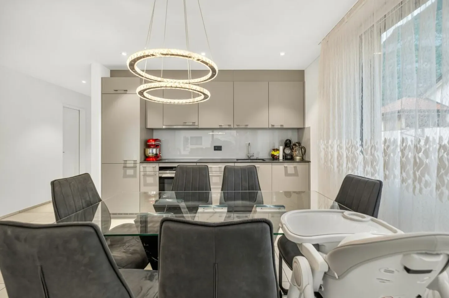 Moderne Gartenwohnung mit sonnigem Sitzplatz und attraktivem Raumkonzept zu verkaufen - Foto 3 di 13