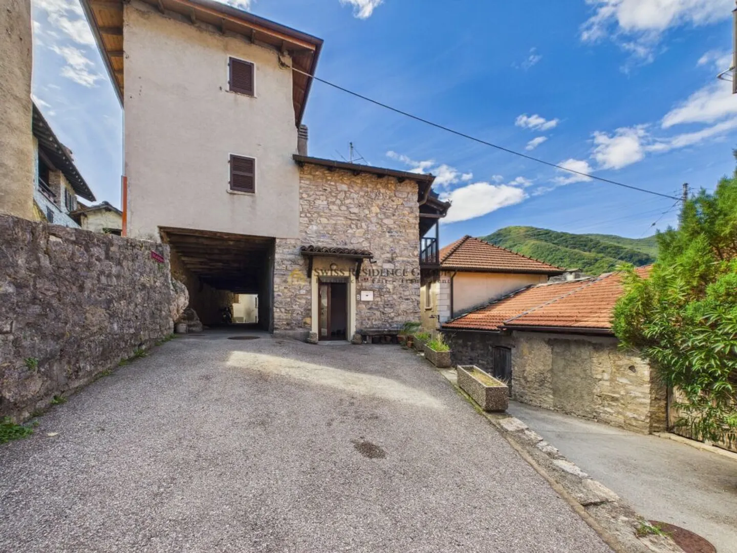 Casa Incantevole con Vista Montagna - Foto 1 di 11