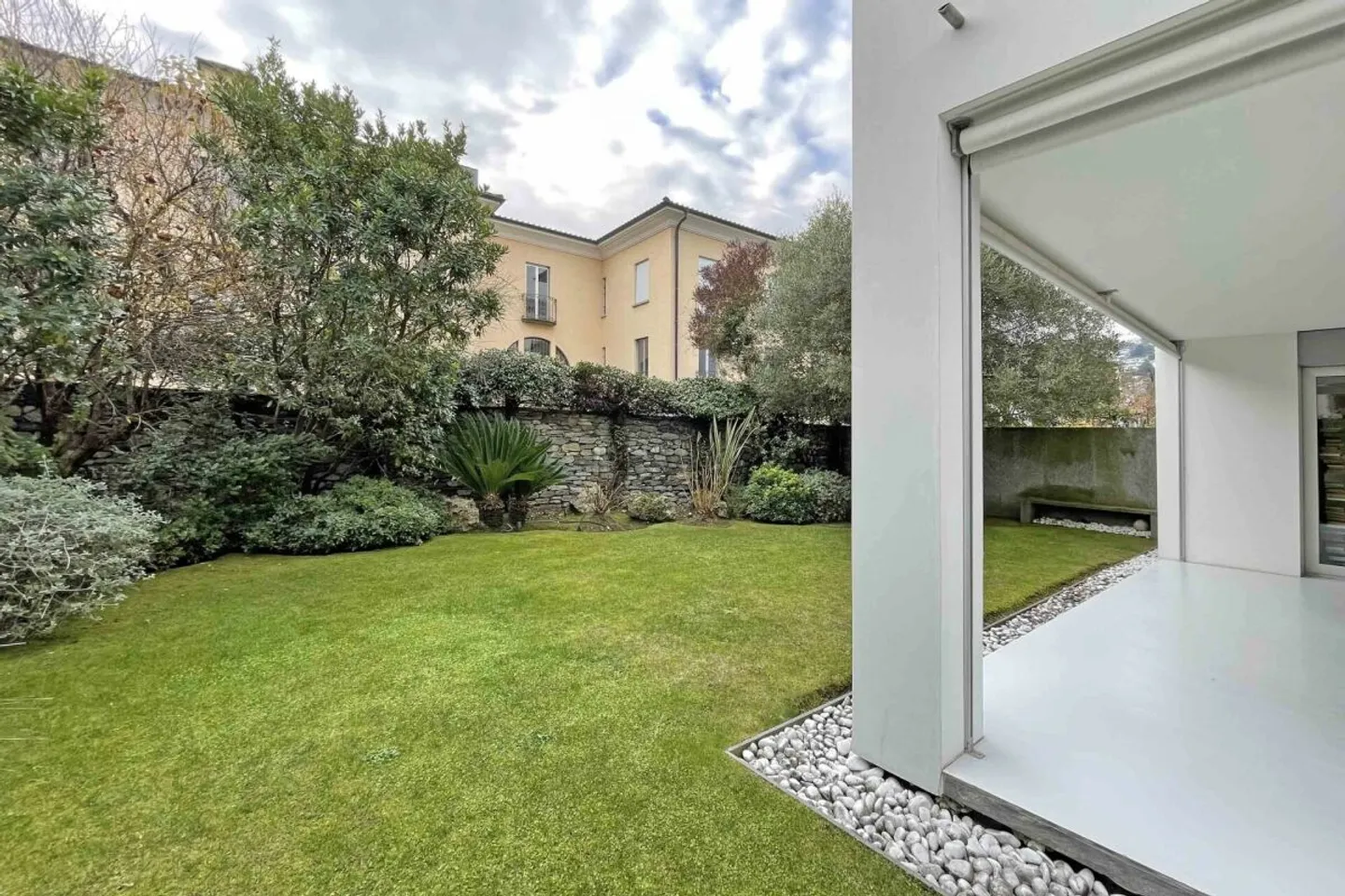 Ascona - 3.5 Zimmer Wohnung von höchstem Standard im historischen Ortskern - Photo 8 of 13