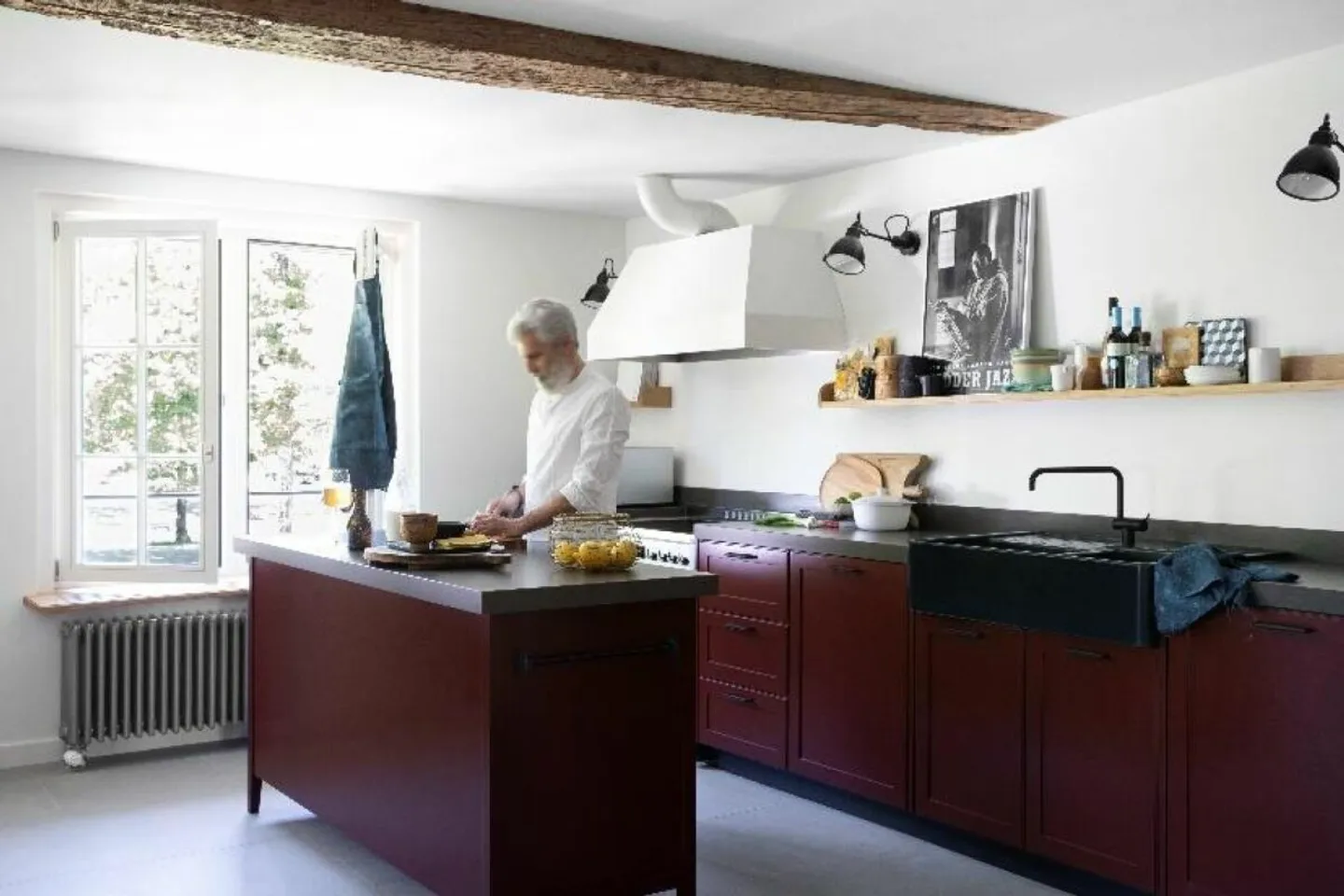 Fully serviced luxury apartments in historic building in the city centre - Photo 9 of 13