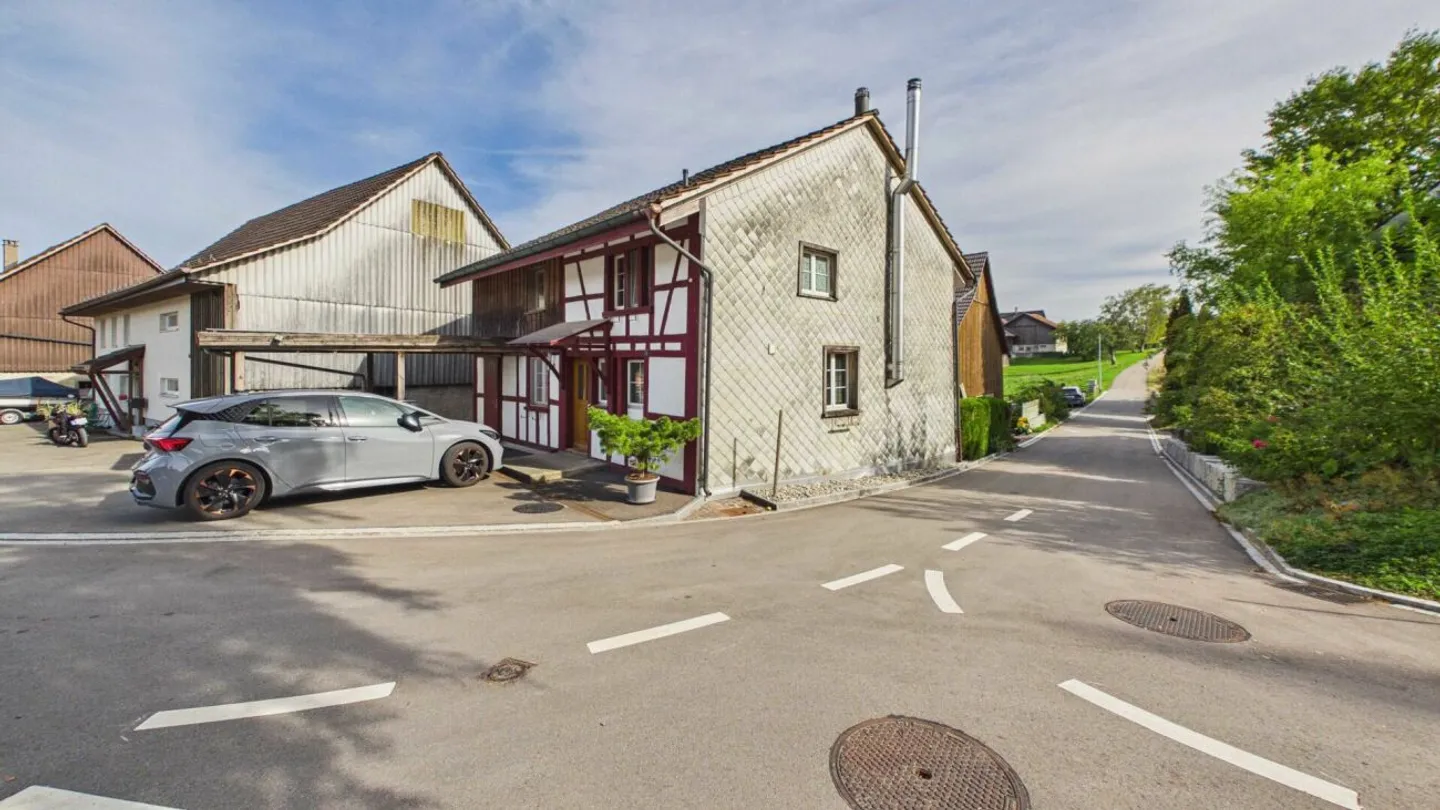 Detached house in Sulgen - Photo 2 of 10