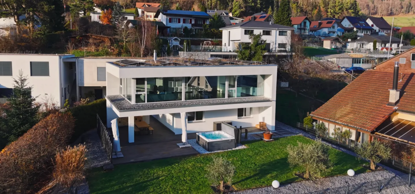 The address you remember. The luxury you feel 5.5 room single-family house in Nunningen - Photo 3 of 13