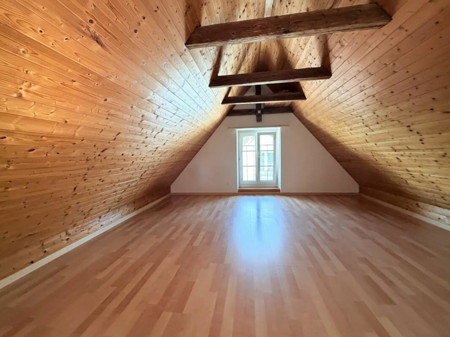 3.5 Room Duplex Apartment in Hermetschwil - Photo 10 of 13