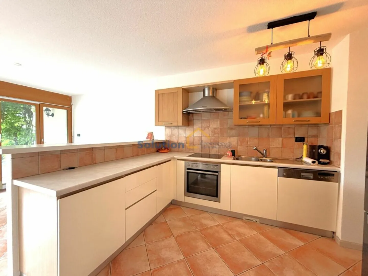 Große angrenzende Villa mit 6,6 Zimmern - Foto 6 von 13