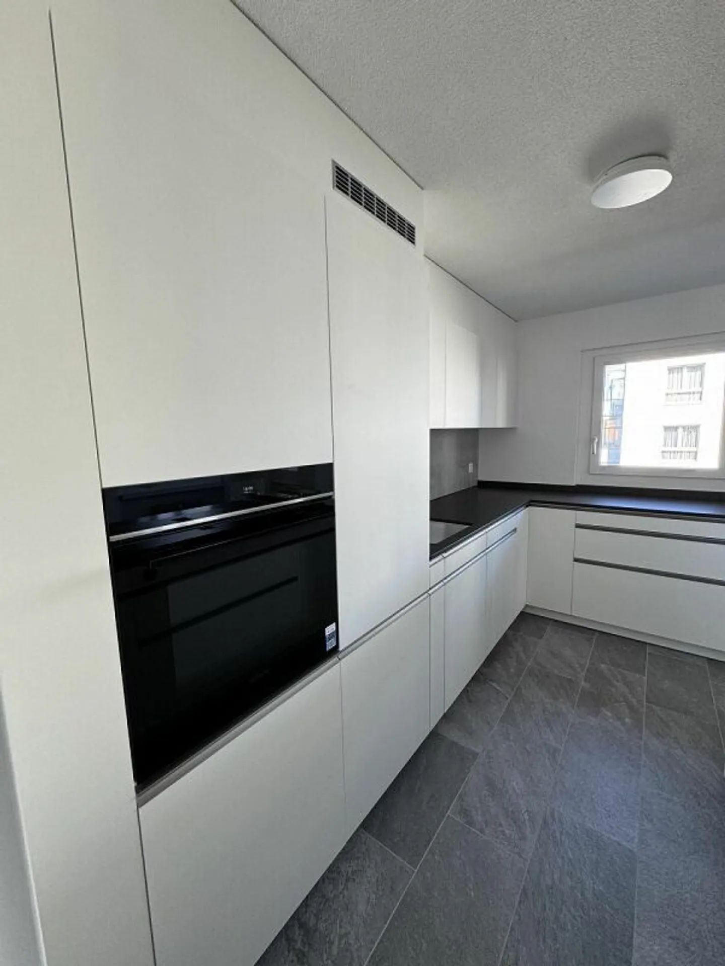 Appartamento di 5,5 stanze al 3° piano - Foto 7 di 12