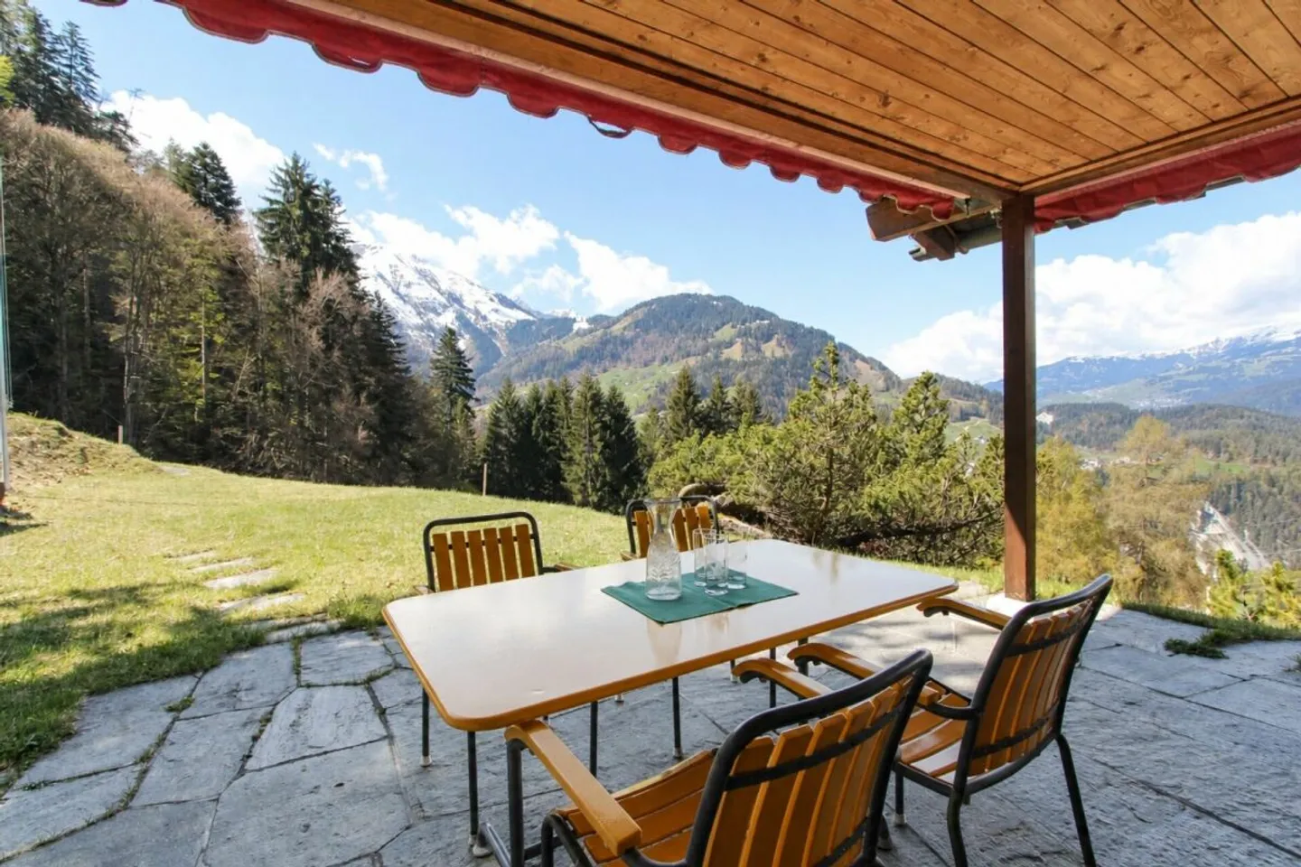 Chalet mit atemberaubendem Rheinblick - Foto 9 von 13