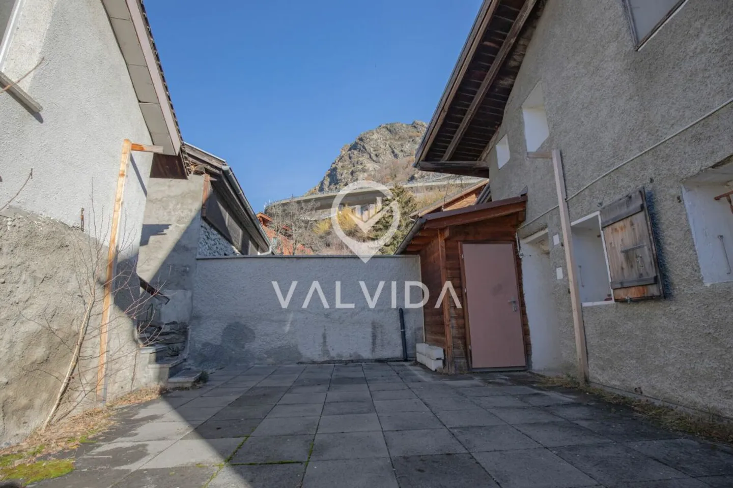 Projet de rénovation à Steg - Section de maison dans l'ancien quartier du village - Photo 2 sur 6