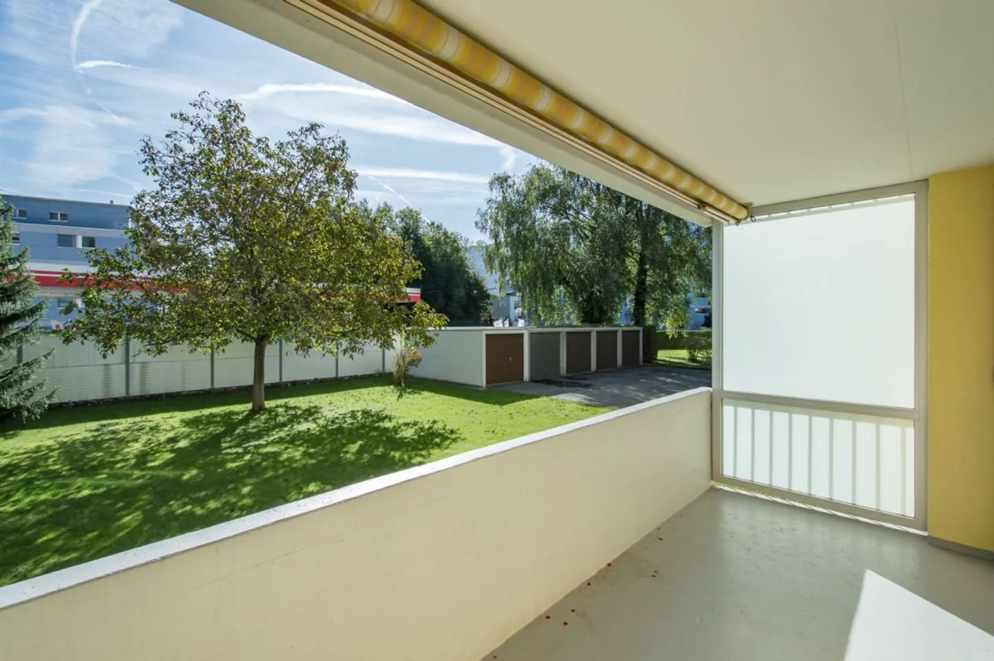 Affordable apartment, shopping facilities and schools in close proximity - Photo 10 of 13