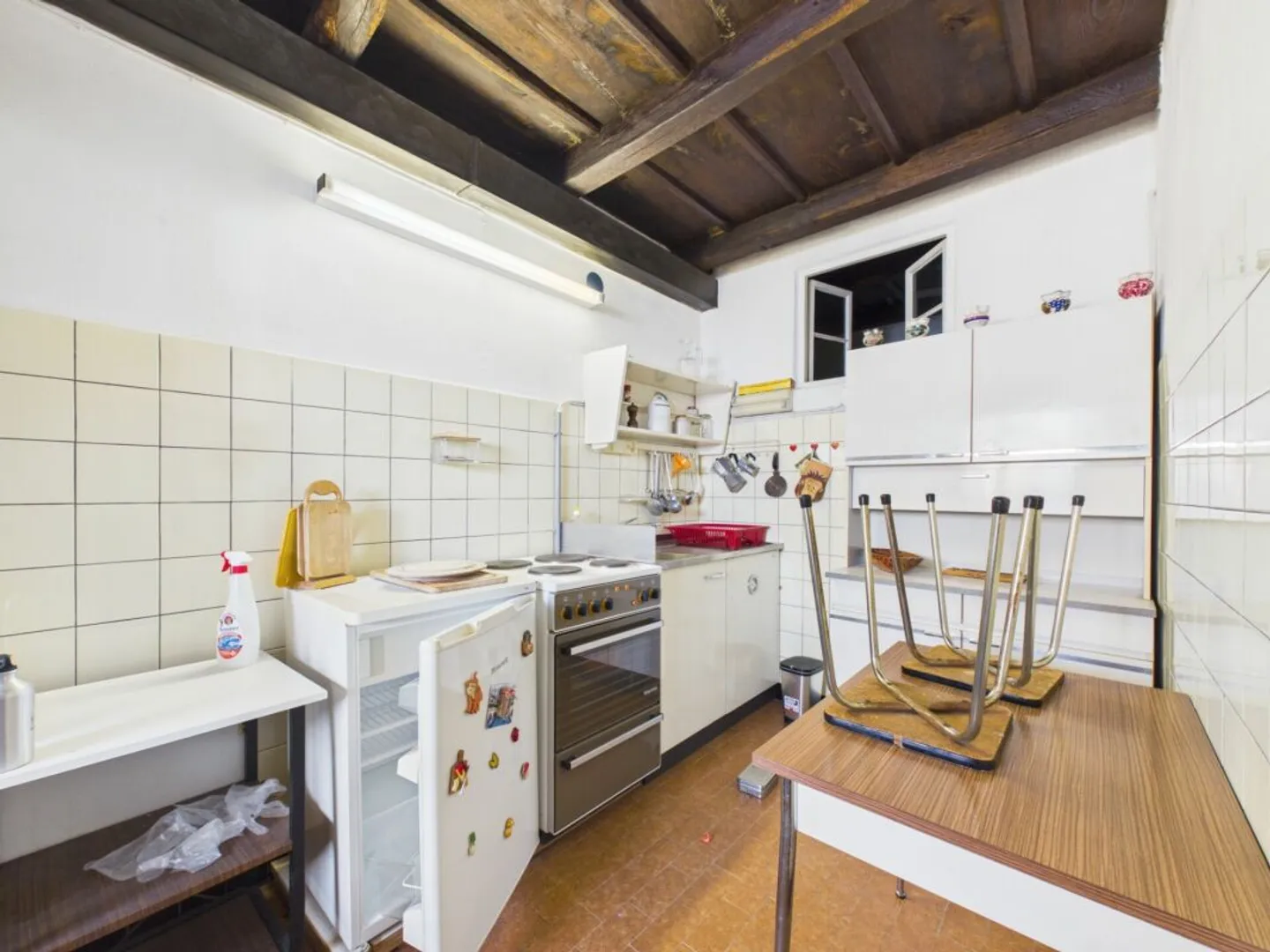 Zwei Kernhäuser mit offener Aussicht und Garten zur Aufwertung in Salorino - Foto 4 von 13