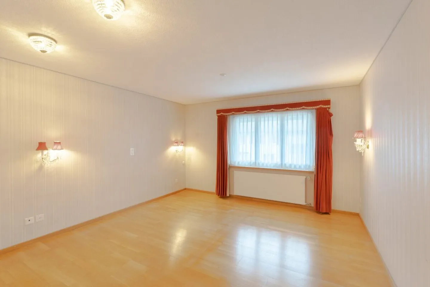 Charmantes Haus mit Werkstatt - Foto 12 von 13