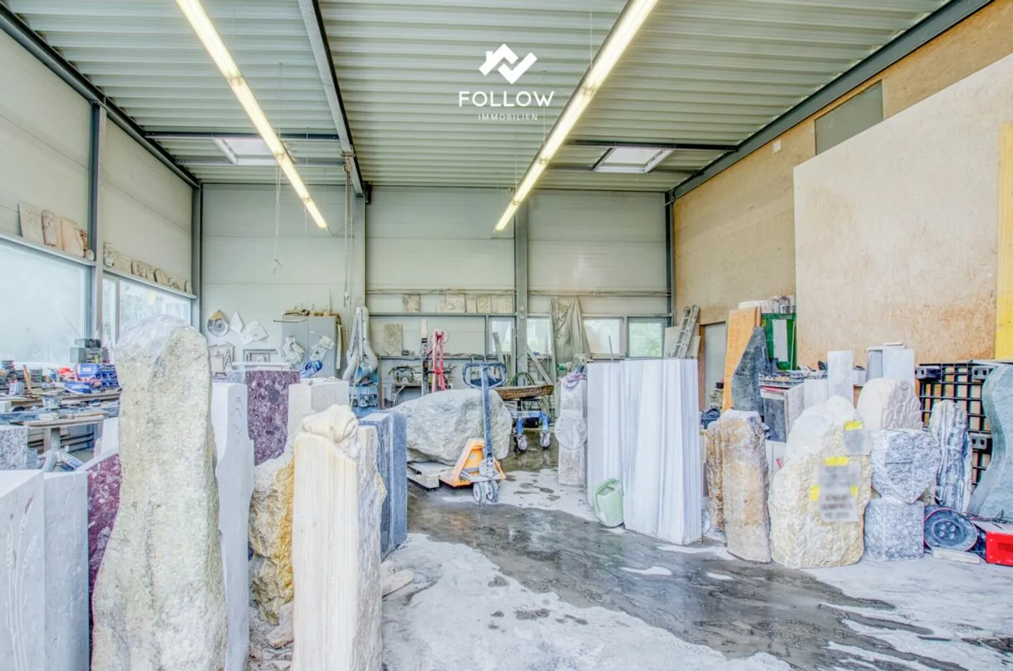 La tua nuova sede aziendale: Hall commerciale compatta e luminosa con ufficio - Foto 4 di 13