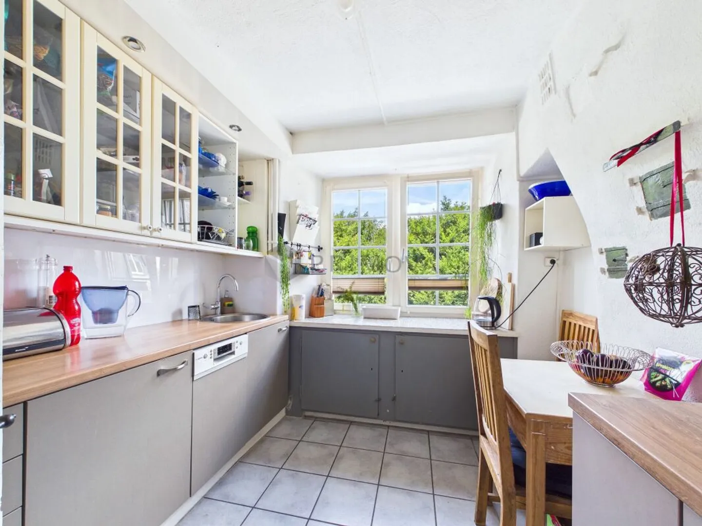 Elegante appartamento di 6.5 locali con carattere sul lago di Zurigo - Foto 3 di 12