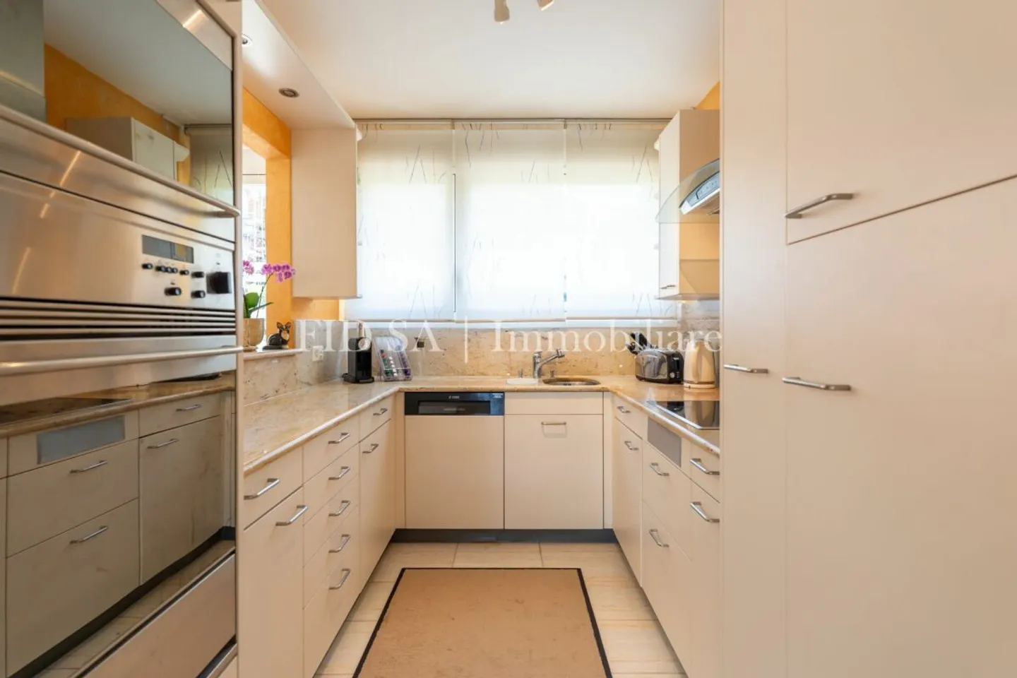 MINUSIO - Exclusive apartment with terrace immersed in greenery - Photo 7 of 12