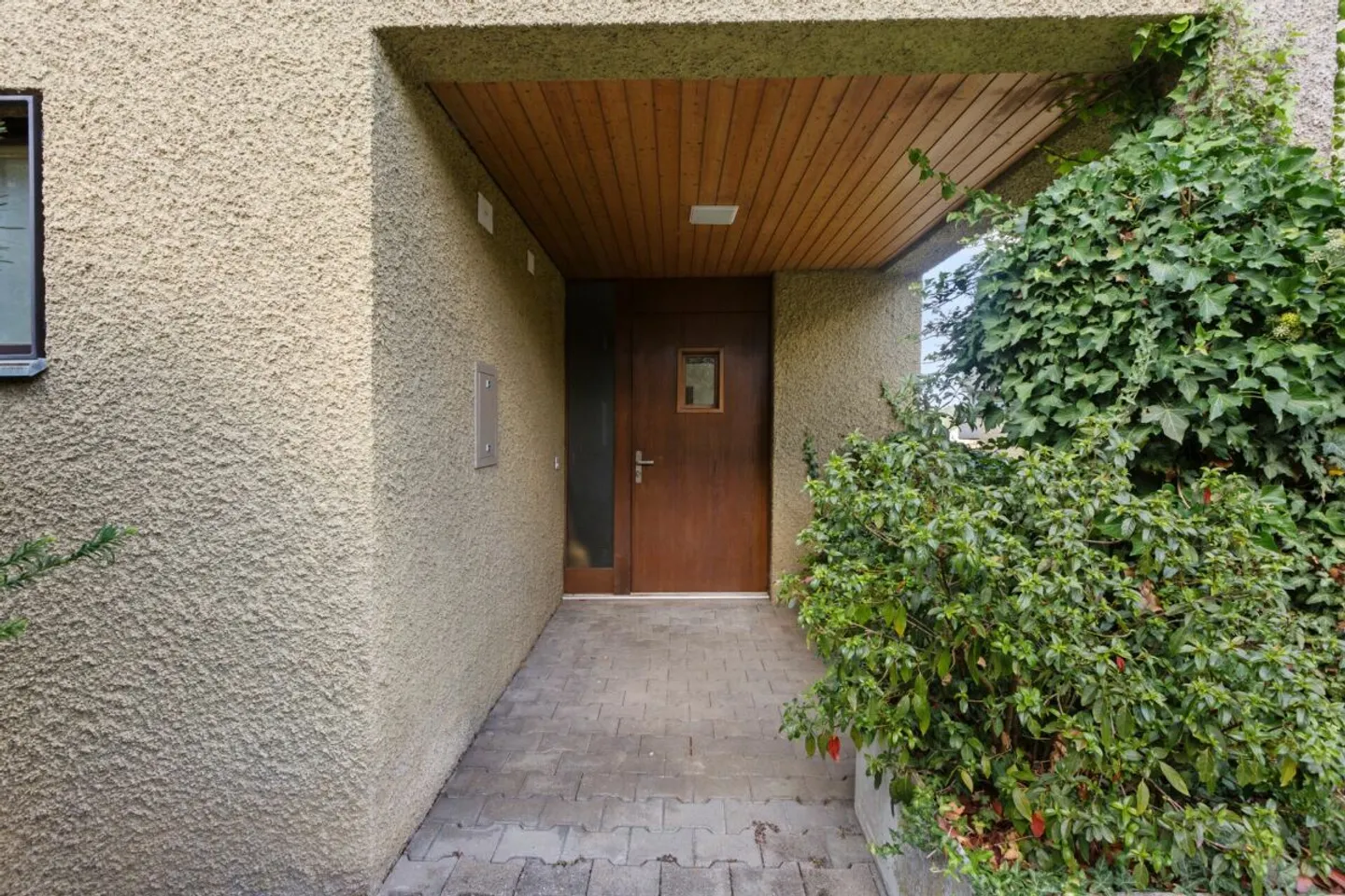 Grosszügige 2½-Zimmer-Terrassenwohnung mit Weitsicht - Photo 3 sur 13