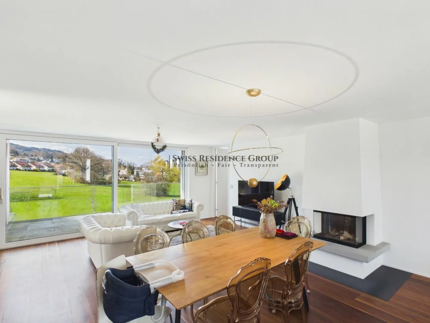 Exclusive Penthouse with Terrace - Photo 3 of 13