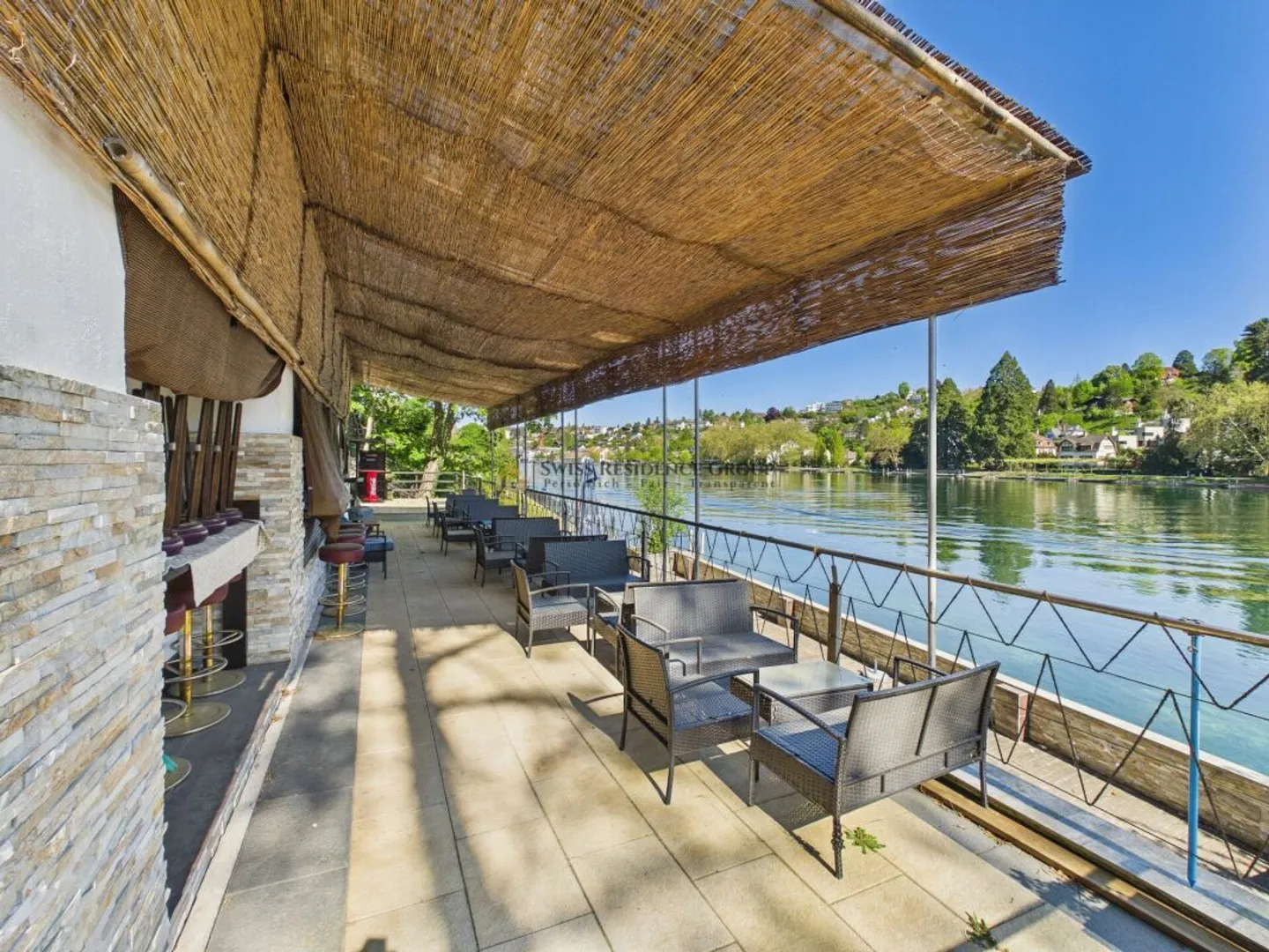 Gastronomie exclusive avec jardin d'hiver et vue sur le Rhin - Photo 5 sur 13