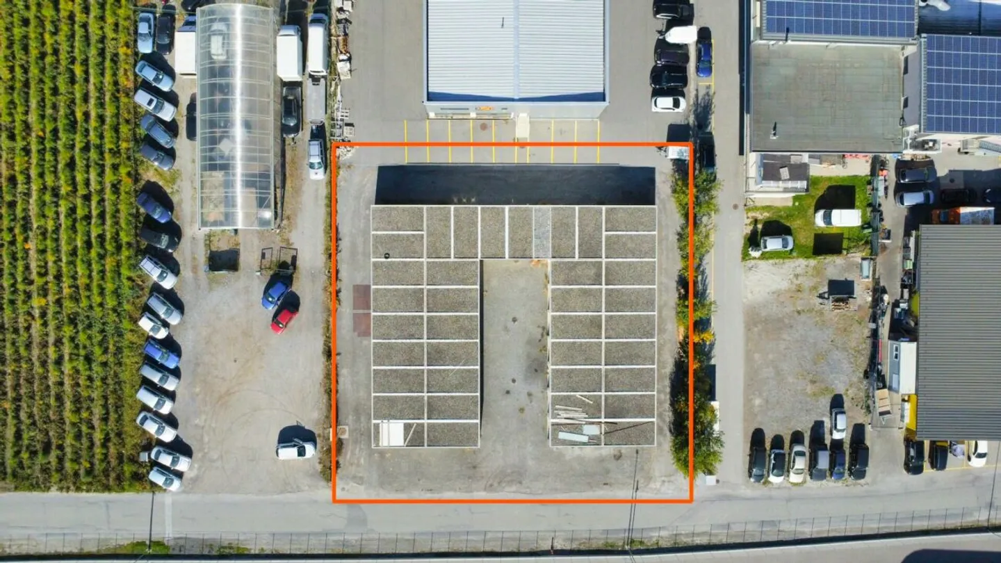 Land with building permit - Photo 6 of 8