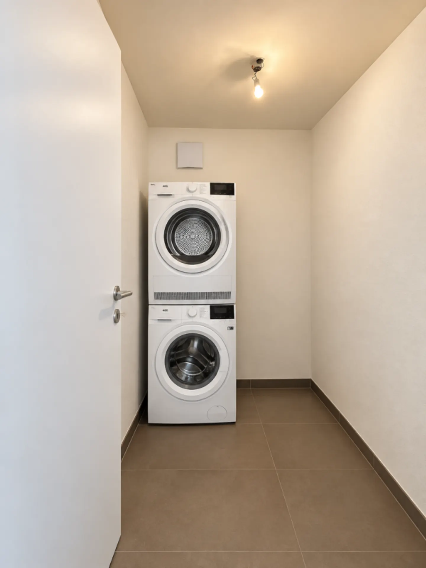 neuwertige 3.5-Zimmer-Wohnung inmitten von Mels - Photo 7 of 8