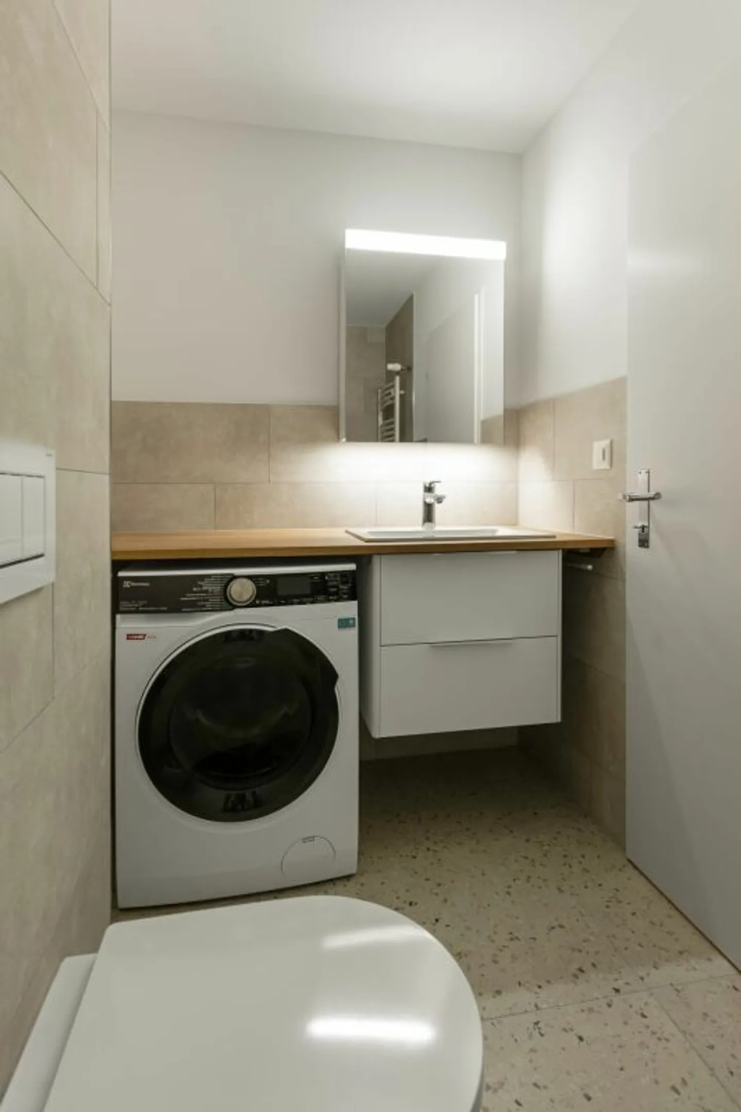 Moderne 2.5-Zimmer-Wohnung in Horn - Foto 4 von 12