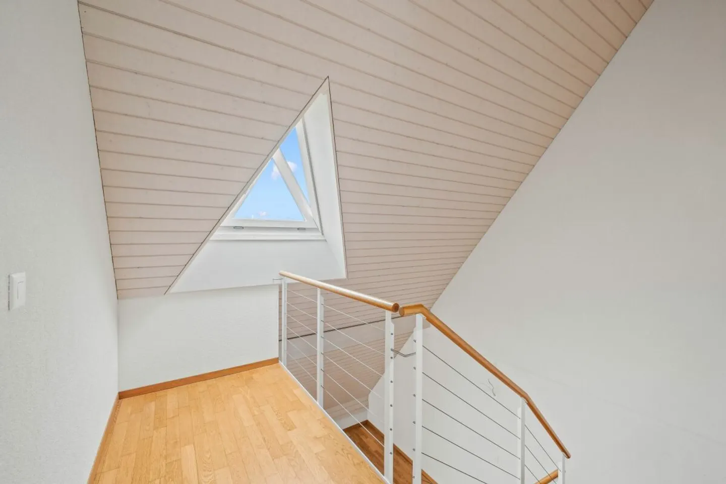 Spacious 4.5-room maisonette apartment with plenty of living comfort - Photo 7 of 12