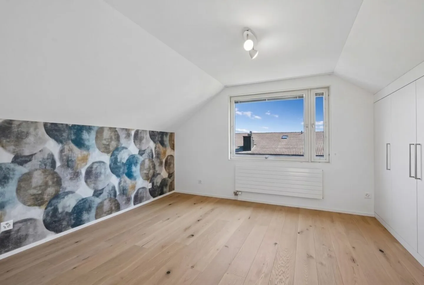 Casa familiare svedese con spazio per la progettazione - Foto 8 di 13