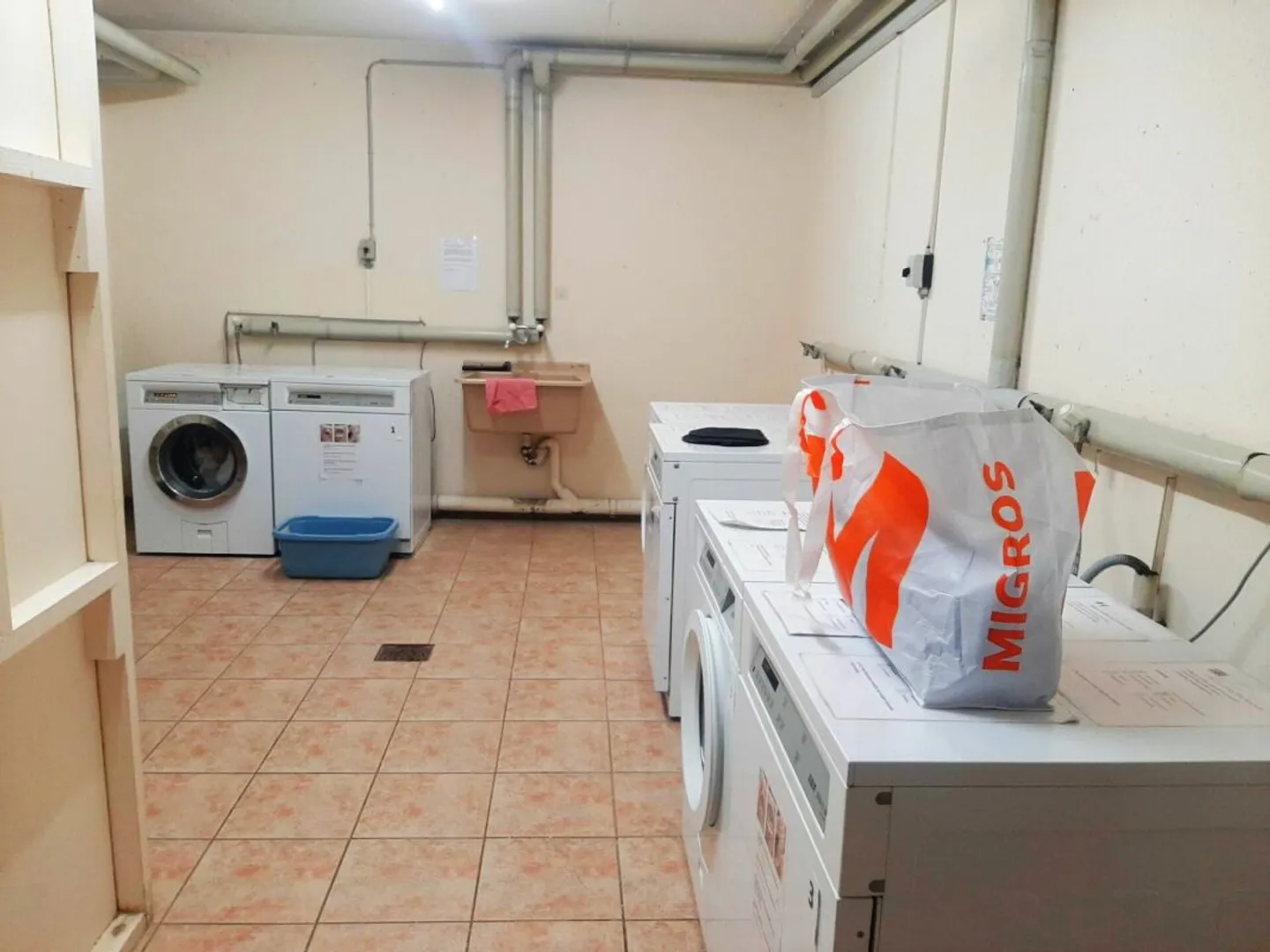 Attractive 2.5-room apartment in popular sports resort Torgon VS - Photo 9 of 13