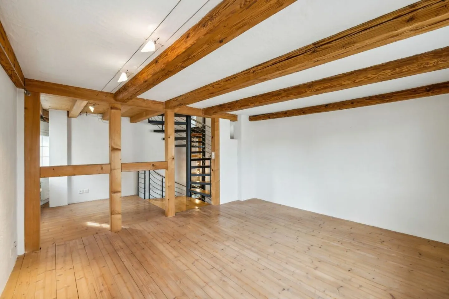 Zentral gelegenes Bijou in ruhigem Quartier zum Verlieben! - Photo 7 of 13