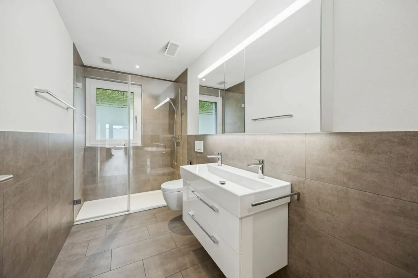 Effizienz trifft auf Exklusivität - 6.5-Zi. Dachmaisonette-Wohnung - Photo 13 sur 13