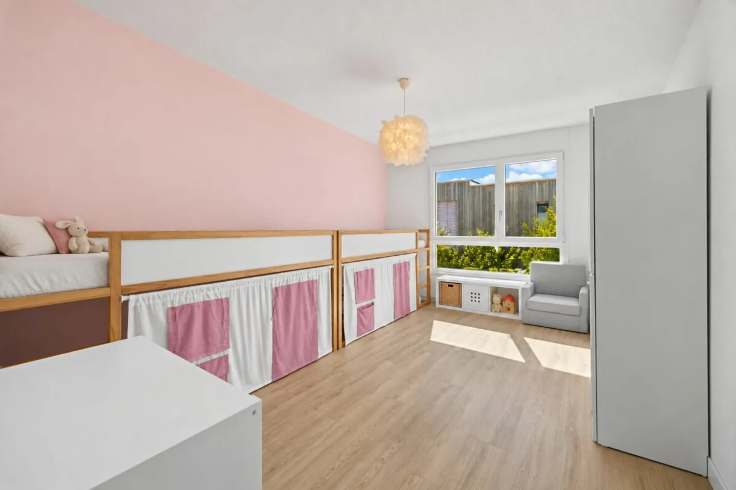 Contemporary Villa in Courtaman - Photo 12 of 13