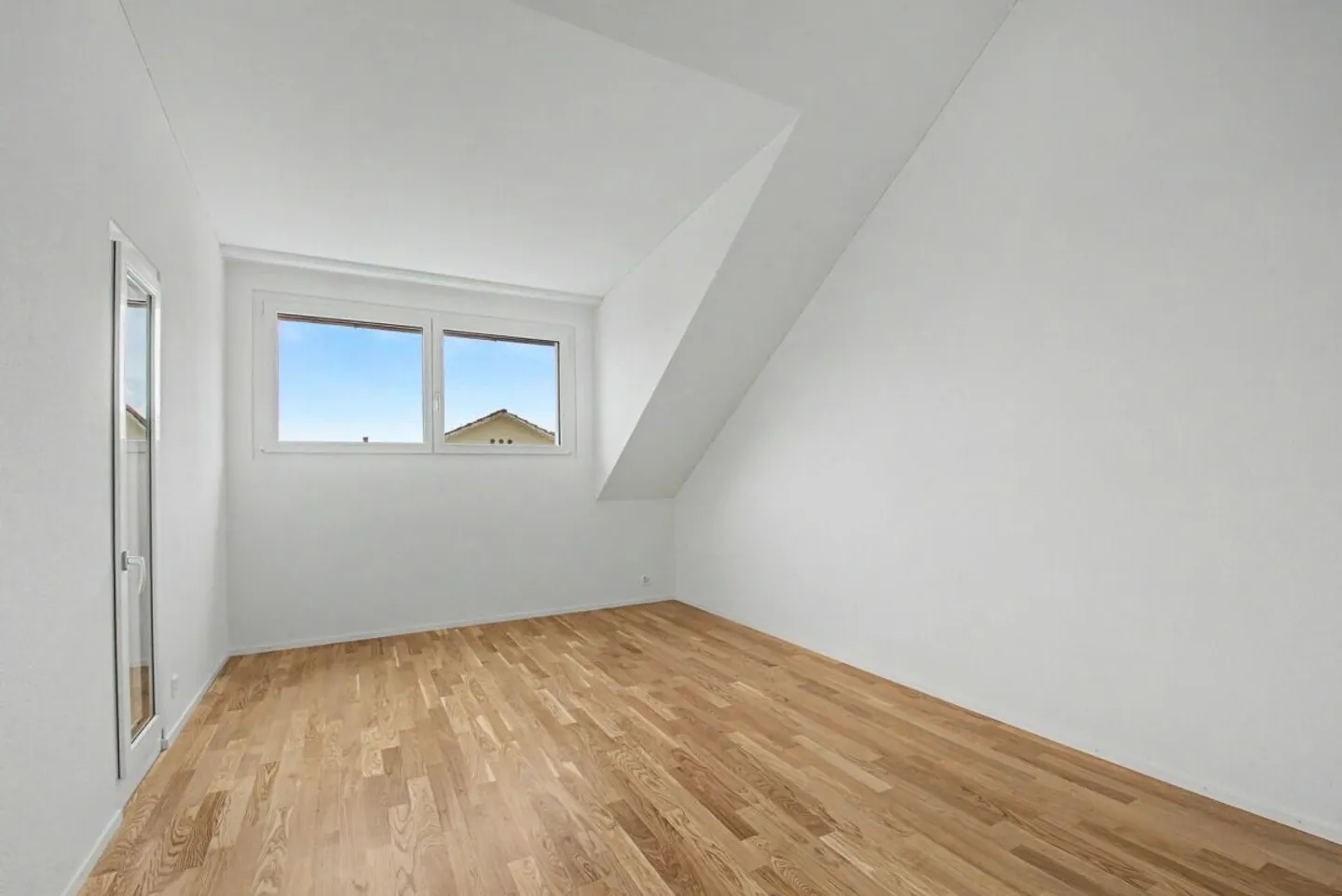 Appartements en attique de 2,5 pièces avec vue sur le lac ! - Photo 5 sur 11