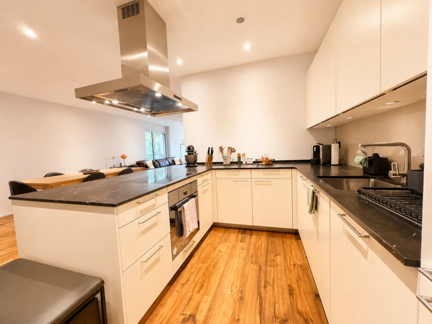 Appartamento di 2½ locali - Foto 3 di 10