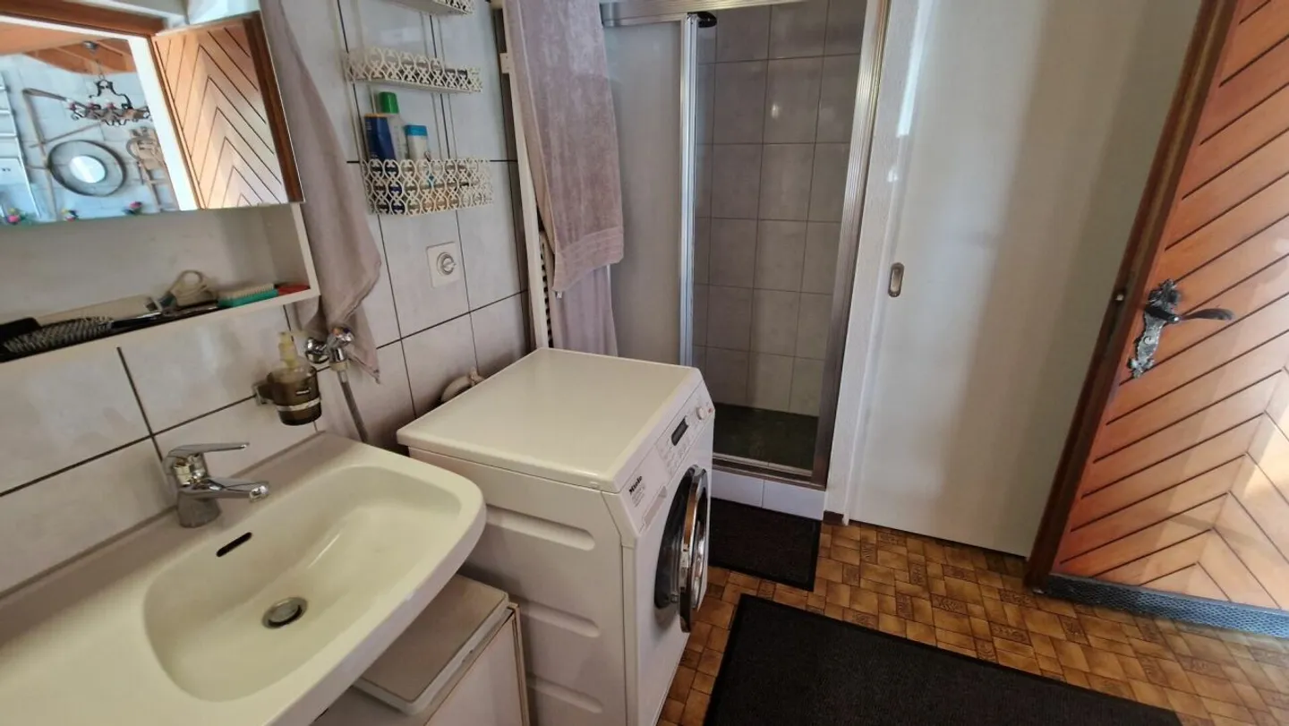 Une maison avec une histoire - et un terrain avec un avenir - Photo 12 sur 13