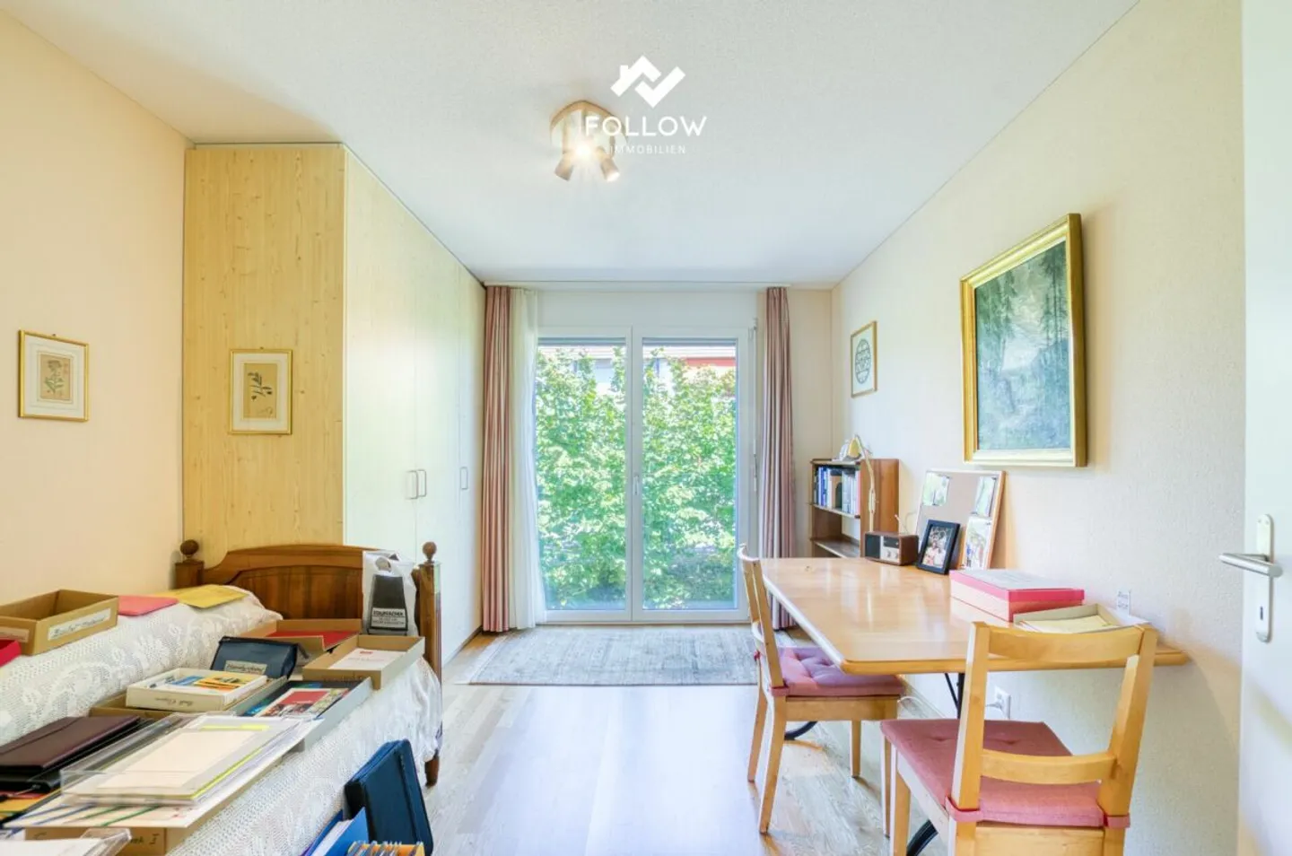 Light-Filled Dream Home: Elegant 4.5-Room Apartment in Prime Location in Brügg - Photo 9 of 13