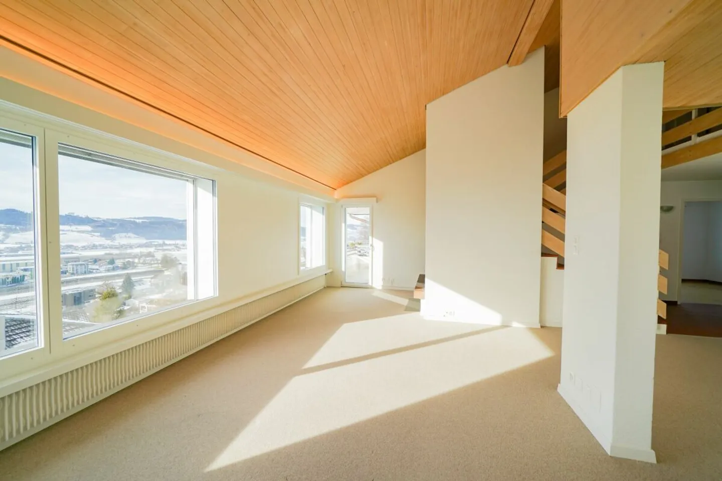 Detached single-family house with impressive views over the Seetal - Photo 4 of 13