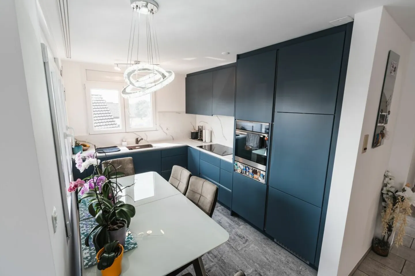 renovierte 4.5 Zimmer Wohnung an zentraler Wohnlage - Photo 4 sur 8