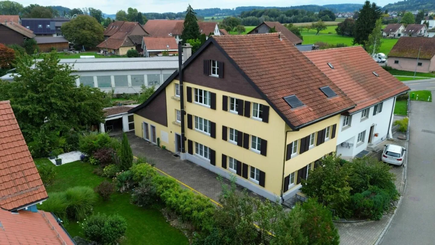 Maison multifamiliale avec 3 appartements bien entretenus à Sulz - Photo 12 sur 13