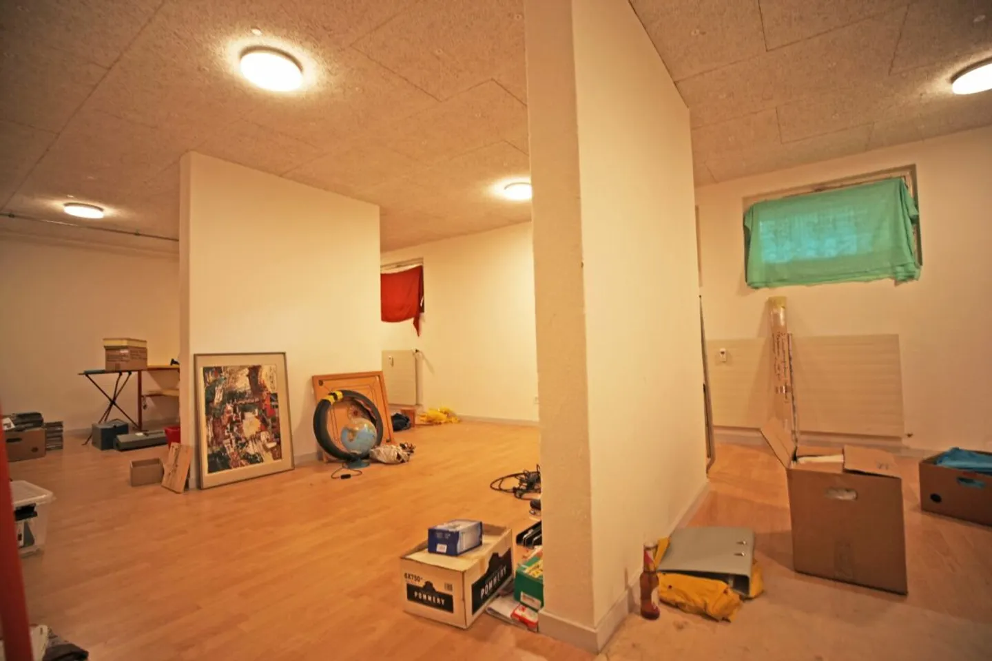 Spacious Craft or Hobby Room in the Basement - Photo 3 of 3