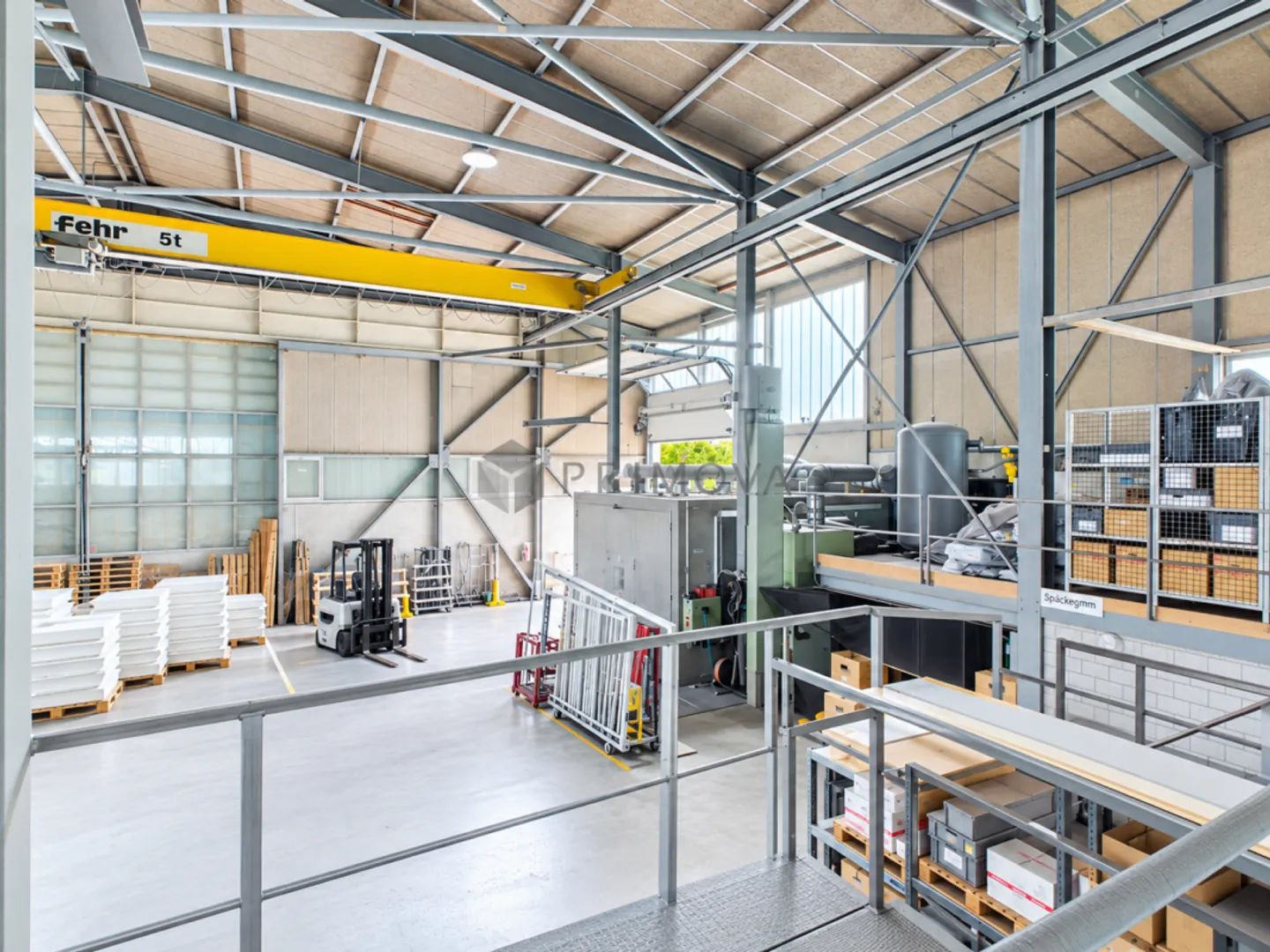 Hall commerciale avec espace pour votre flotte - Photo 5 sur 8