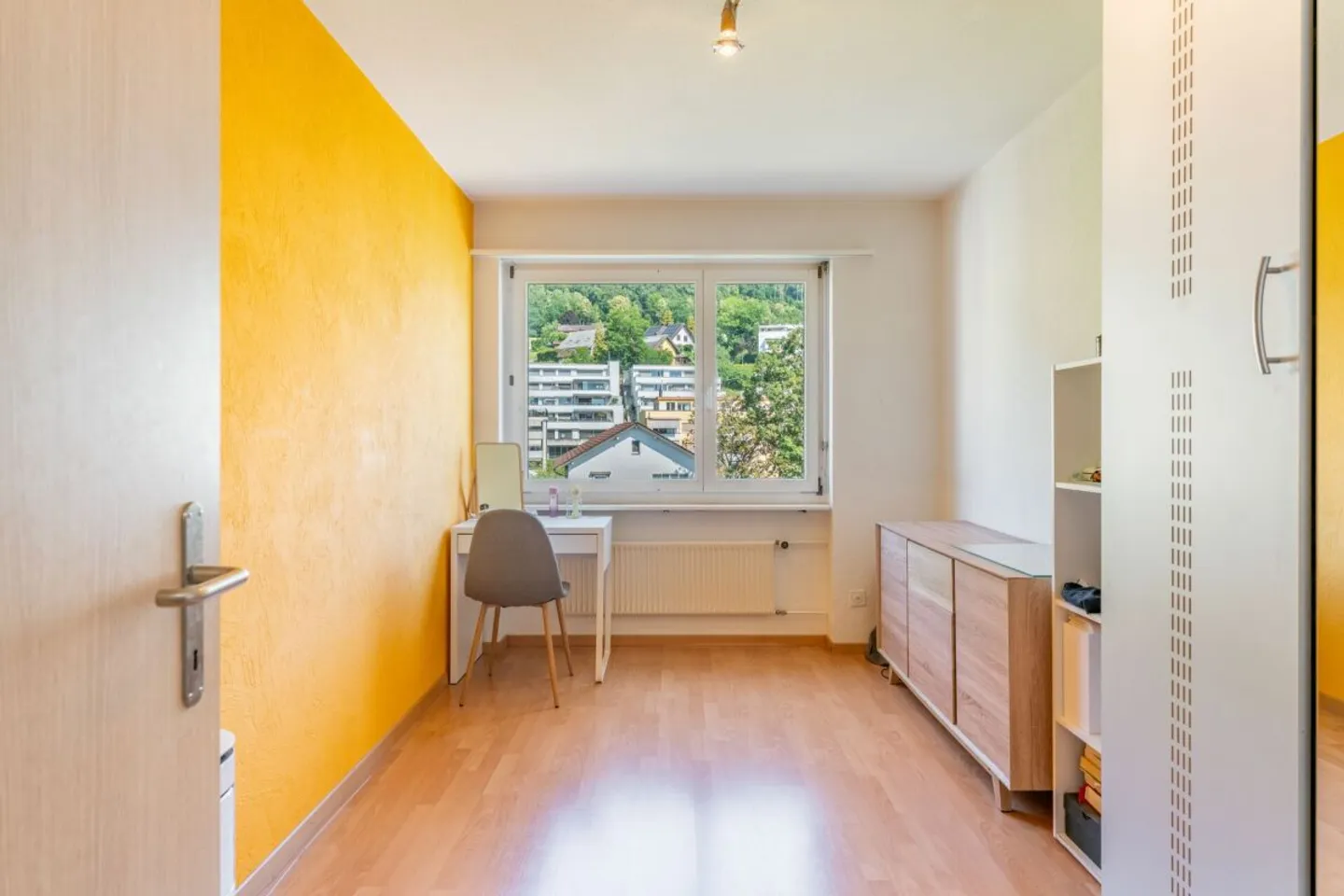 Accès équitable à la propriété | Appartement 3.5 pièces avec vue, ascenseur et place de parking - Photo 12 sur 13