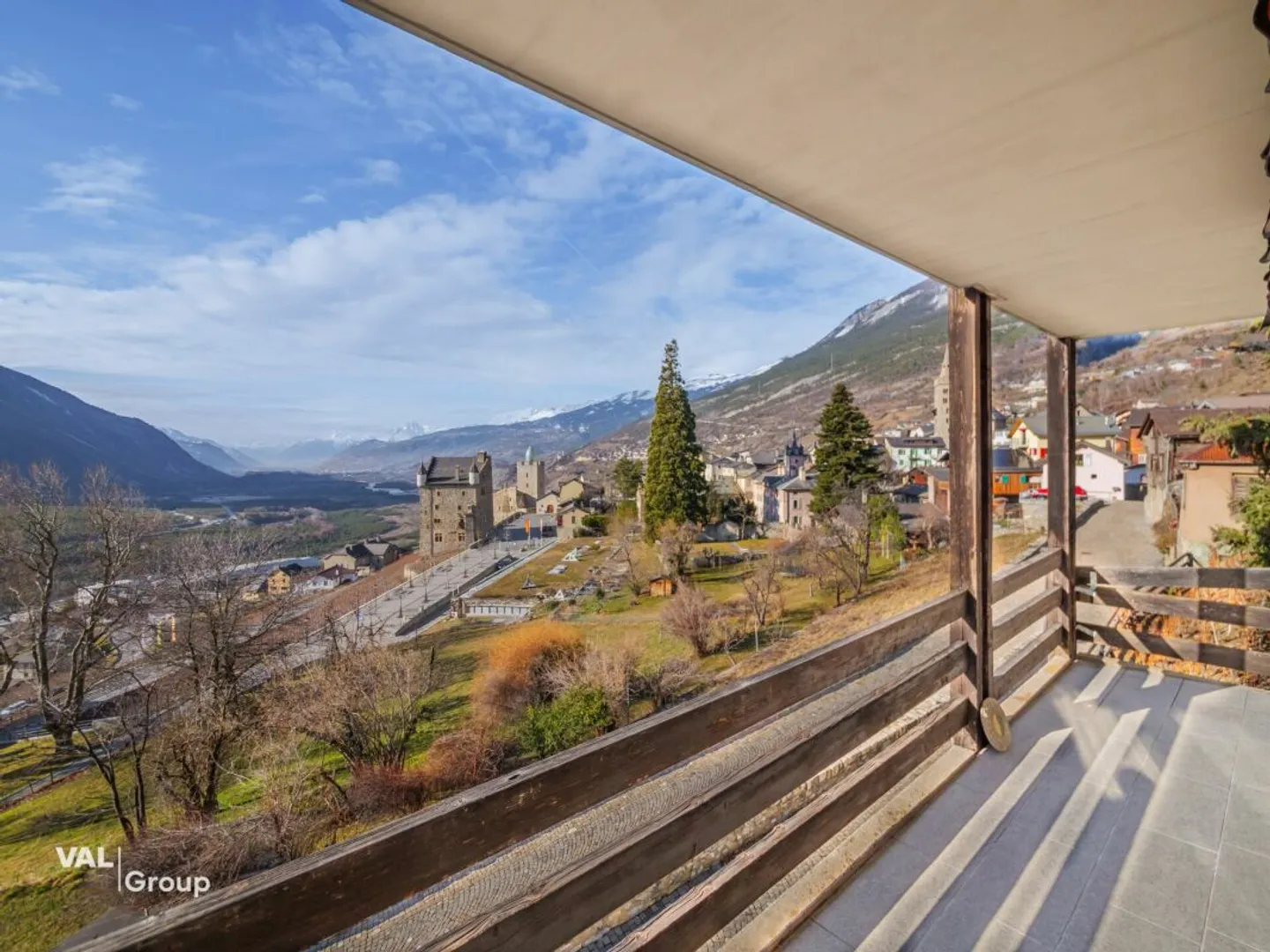Ein Zuhause mit Weitblick - Einfamilienhaus an begehrter Lage - Photo 1 of 13