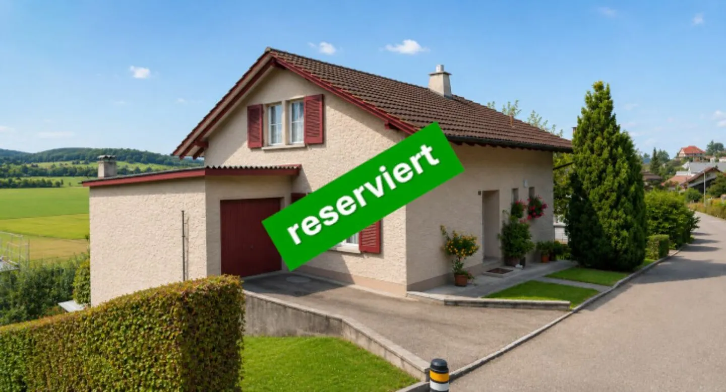 RÉSERVÉ : TERRAIN À BÂTIR AVEC VUE ET MAISON INDIVIDUELLE | RÉNOVER | DÉVELOPPER - Photo 1 sur 11