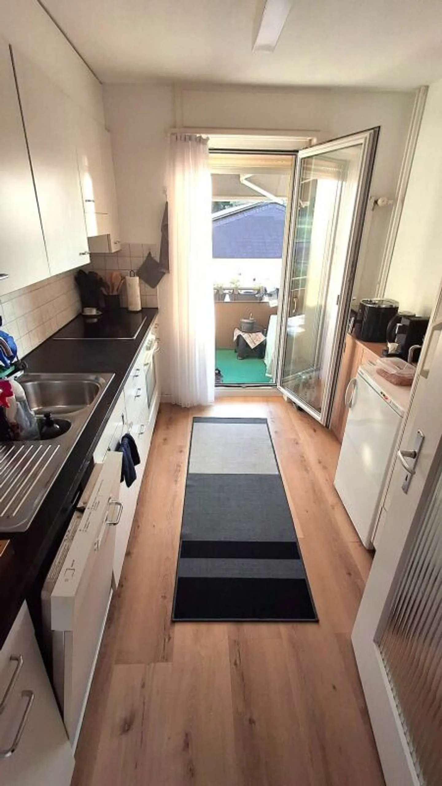 Bright and well-maintained apartment in an attractive location - Photo 7 of 7