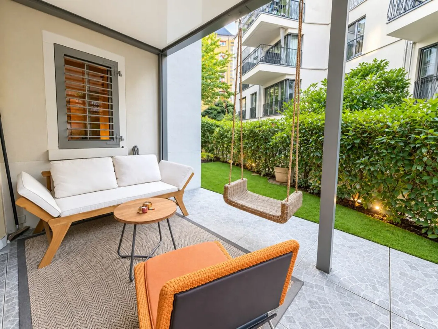 High-quality furnished 2.5-room garden apartment on Beckenhofstrasse in Zurich - Photo 11 of 12